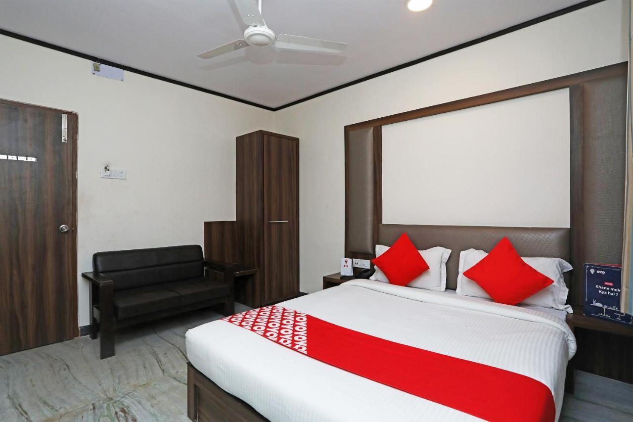 โอโย 15966 โฮเต็ล ศิวัม Hotel โกลกาตา ภายนอก รูปภาพ